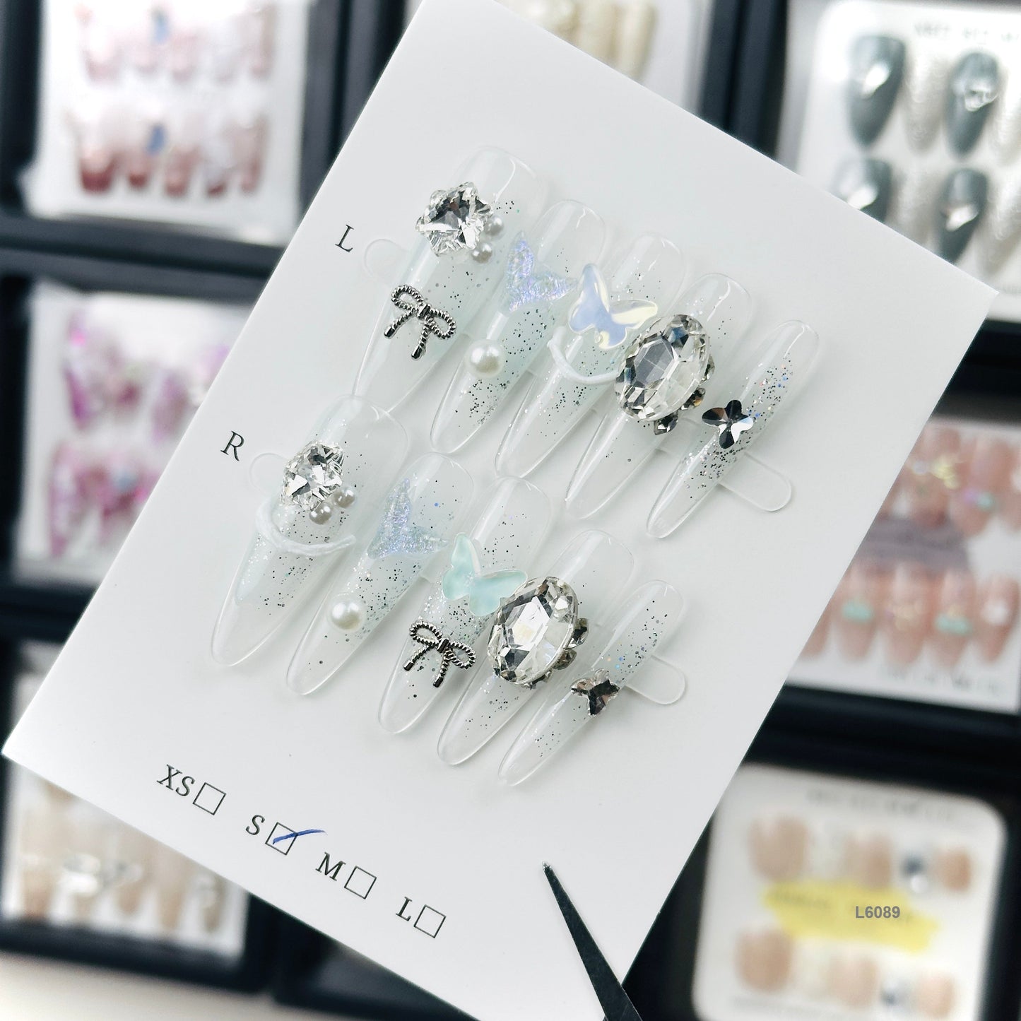 L6089 press on nails