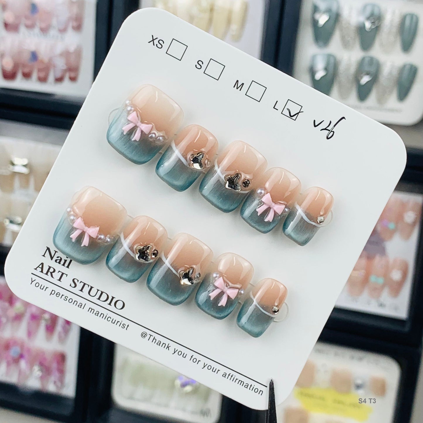 S4 press on nails
