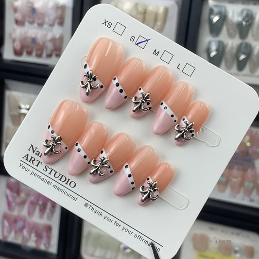 L119 T3 press on nails