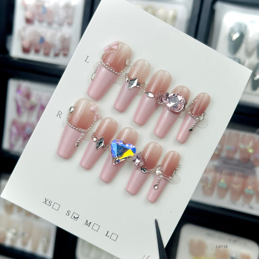 L6118  press on nails