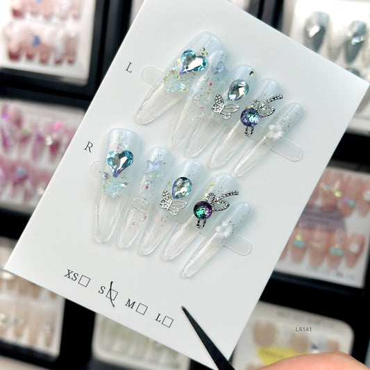 L6141  press on nails