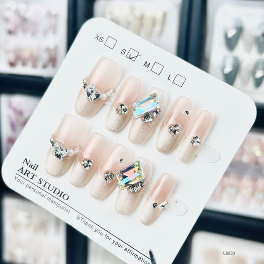 L6233  press on nails