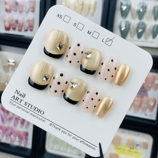 S43  press on nails